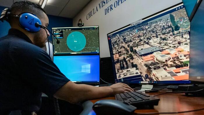 myedexpert's tweet card. Pittsburgh-based CurvePoint developed AI that harnesses Wi-Fi for ’spatial intelligence,' which the company claims can locate concealed weapons on students.