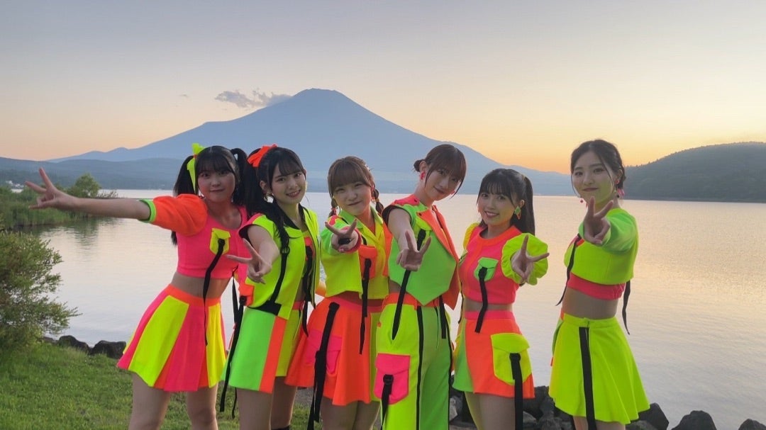 mediumblueprint's tweet card. なんていとおしくて素敵なみなさんなのでしょう、あつくて立っててきつくて、きついでしょう！！に！なのにたくさんエネルギーを送ってくれてありがとうございました🥲🥲…