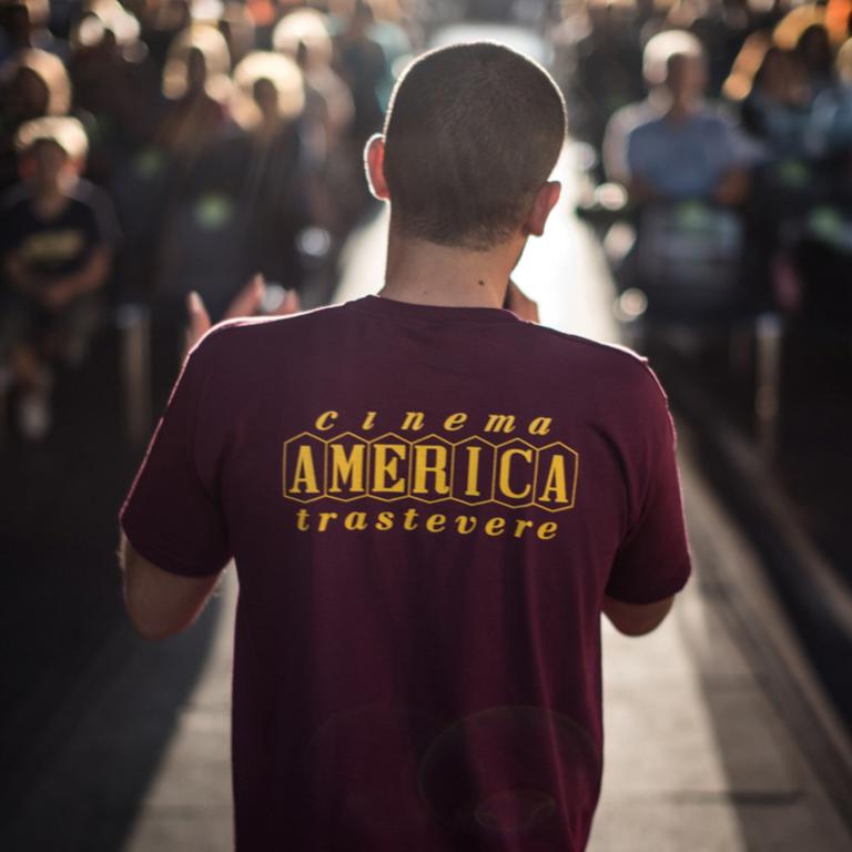 santegidionews's tweet card.   La Comunità di Sant’Egidio condanna con fermezza l’agguato di stampo fascista di sabato notte, in via San Francesco a Ripa, ed esprime solidarietà ai quattro giovani aggrediti solo perché indossa...