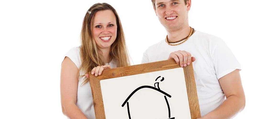 pisoscom's tweet card. Para facilitar la financiación de vivienda a los jóvenes, los bancos están lanzando hipotecas con condiciones realmente favorables para este colectivo.