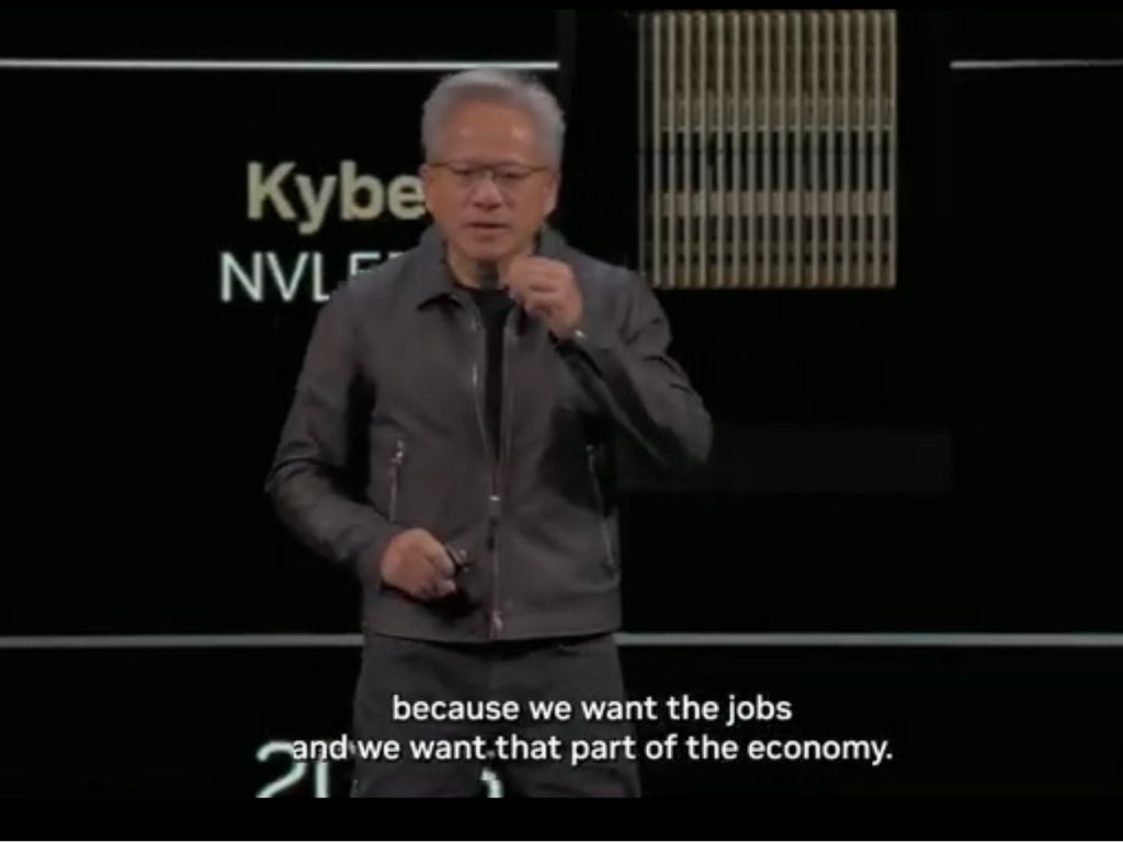 ABMedia_Crypto's tweet card. 輝達執行長黃仁勳於華府 GTC 發表演說，關鍵字是 CUDA-X 加速套件。此次演說除了宣布投資 10 億美元入股 Nokia，打造 6G 基地台外。更宣布了與企業級大數據分析服務商 Palantir 強強聯手。也公開了最新量子-GPU 互連技術 NVQ-Link，延遲低至 4