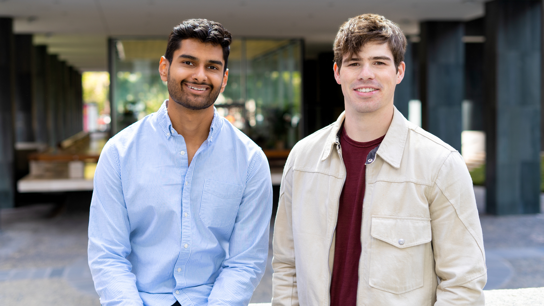 samuel_spitz's tweet card. Gently shopping aggregator enables users to search, filter and get alerts from their favorite secondhand apparel sites.