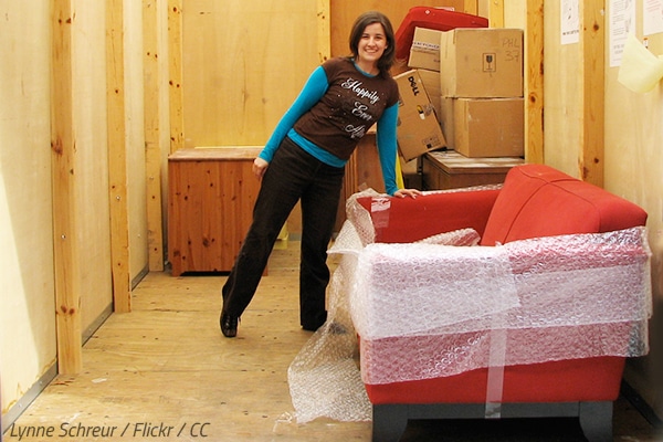 EasyLockStorage's tweet card. If you need to store away your couch for some time, you will want it to stay in excellent condition until you need it again. Find out how to store a couch in a storage unit so it stays safe and sound...