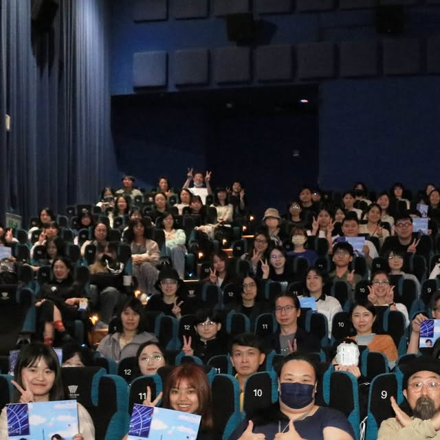 MoimoPui's tweet card. 天馬行空 (@skydigient) • Instagram photos and videos