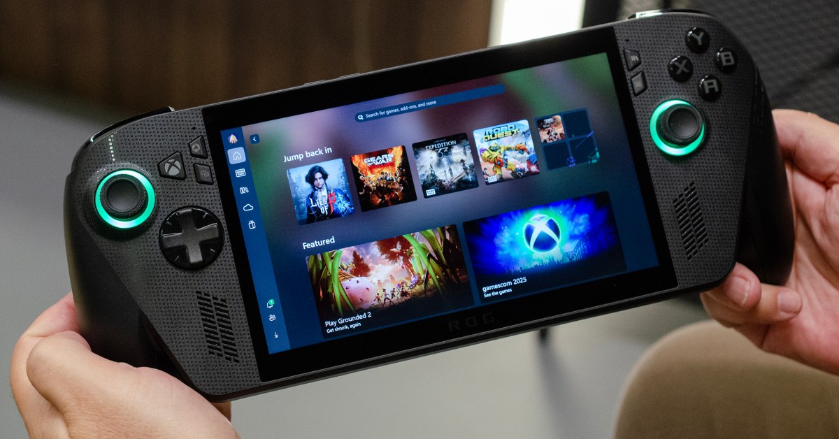 GamesNerdz535's tweet card. You can hack your own handheld to run this