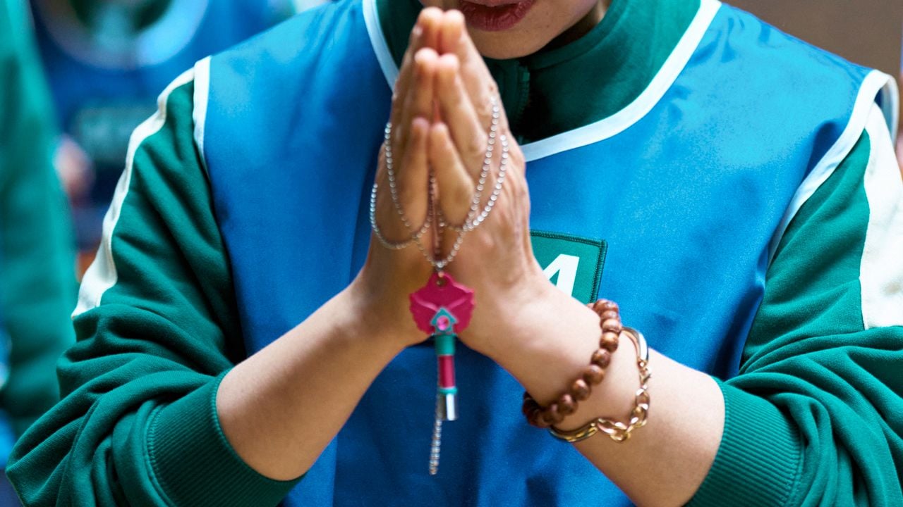 saezmarc's tweet card. Les chiffres de "Squid Game" sont déjà très impressionnants ! 600 millions de vues et 19,5 milliards d'impressions sociales à l'approche du lancement de la troisième et dernière saison sont déjà recen