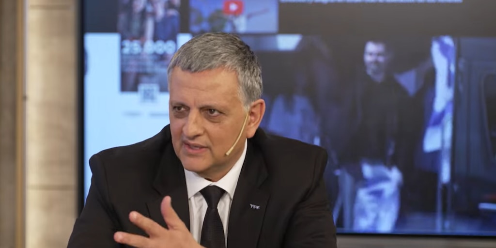 infobae's tweet card. Horacio Marín destacó el potencial y el impacto que tendrá en términos de empleo “Argentina LNG”