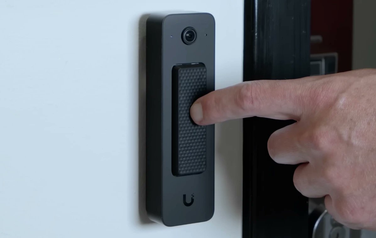 the_interface_'s tweet card. New entry level UniFi Doorbell, powered by PoE is revealed