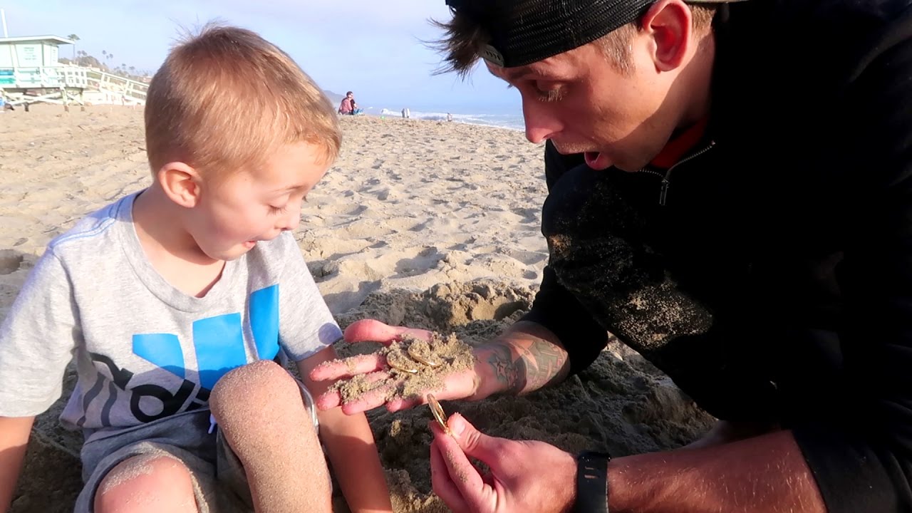 RomanAtwood's tweet card. WE FOUND GOLD!!