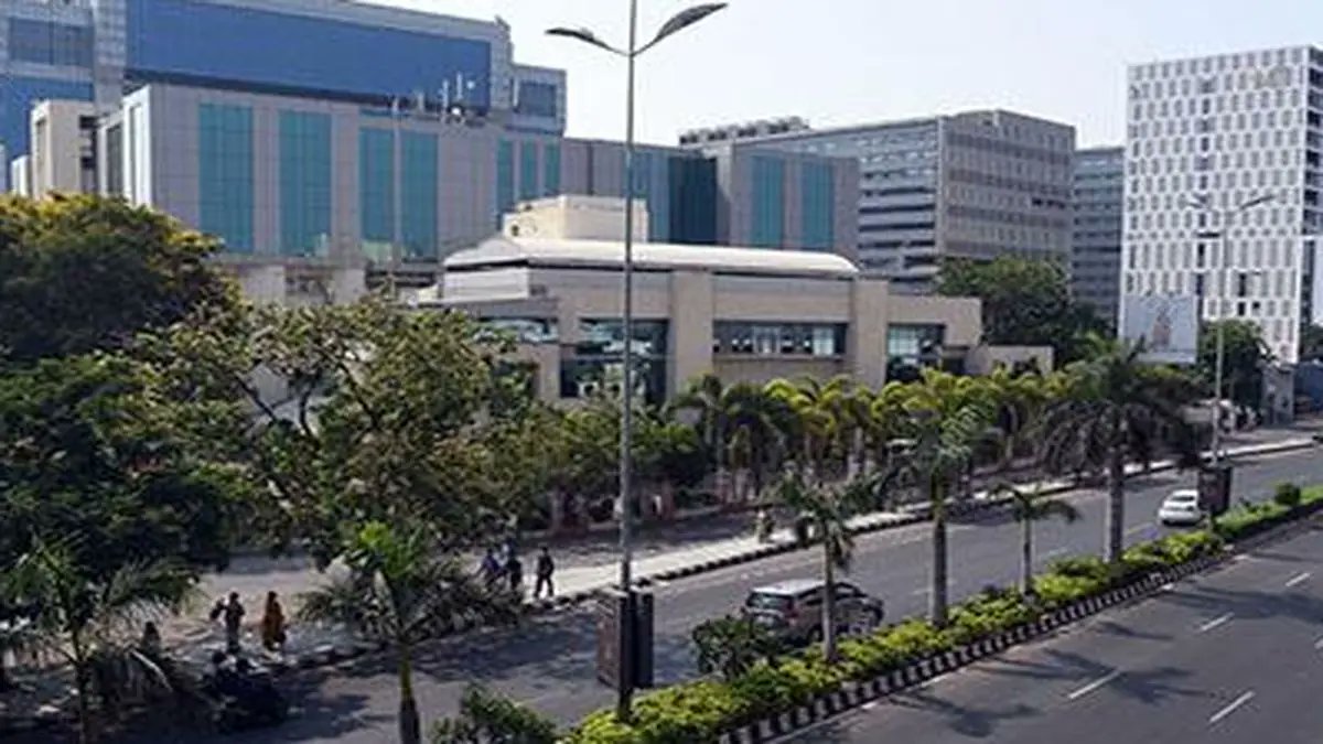 businessline's tweet card. Taking a lead from IT firm ZOHO's experience, Tamil Nadu seeks to push the creation of IT parks in hinterland