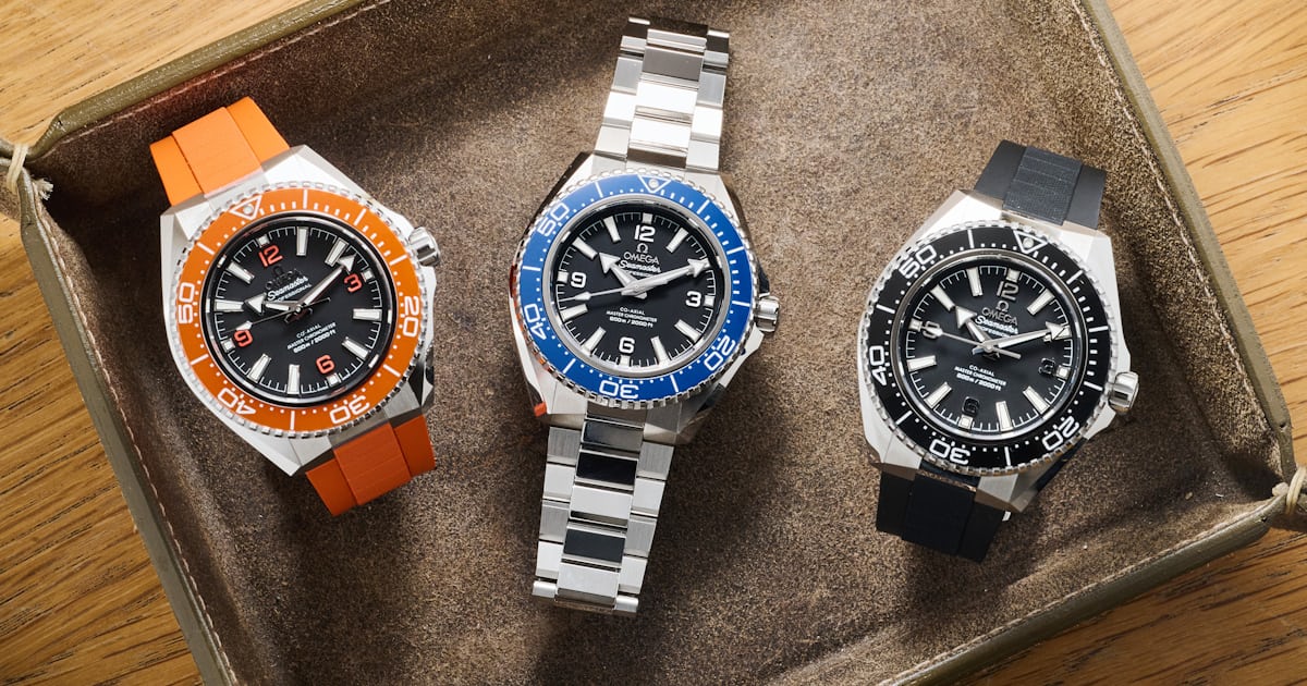 shiro1go's tweet card. 新しいケース、基幹コレクション向けのアップデートされたムーブメント、そして新しいブレスレット。すべてが新しい。