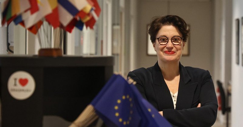 Tweet card summary image