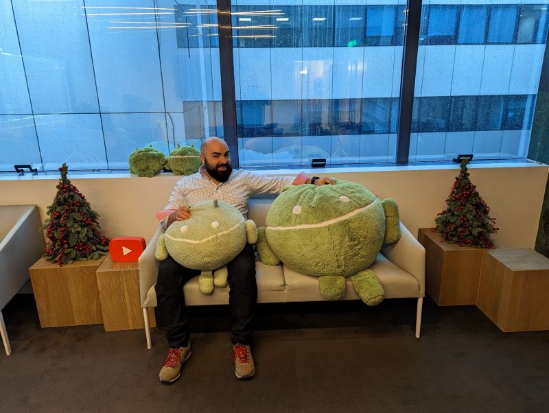 P_Modrzewski's tweet card. Team meeting :) #Greece #Google