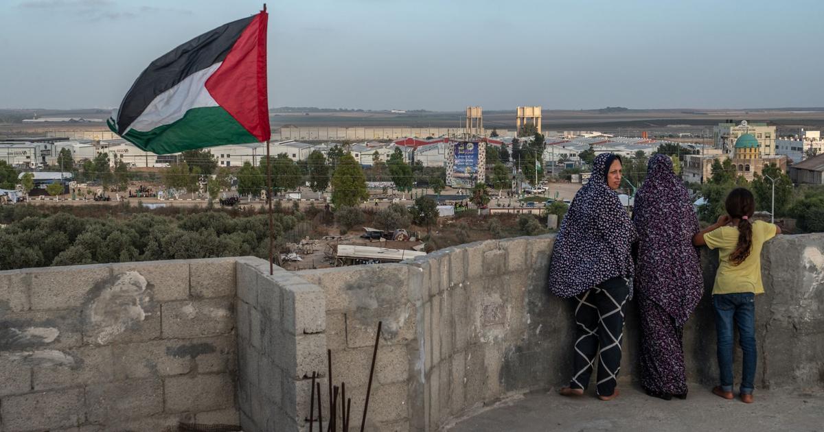 ThierryOBERLE's tweet card. LES ENCLAVES, CES TERRITOIRES EN PAYS ÉTRANGER (2/7) - Territoire parmi les plus densément peuplés au monde, l’enclave palestinienne vit sous le double joug des autorités israéliennes et du Hamas, le...