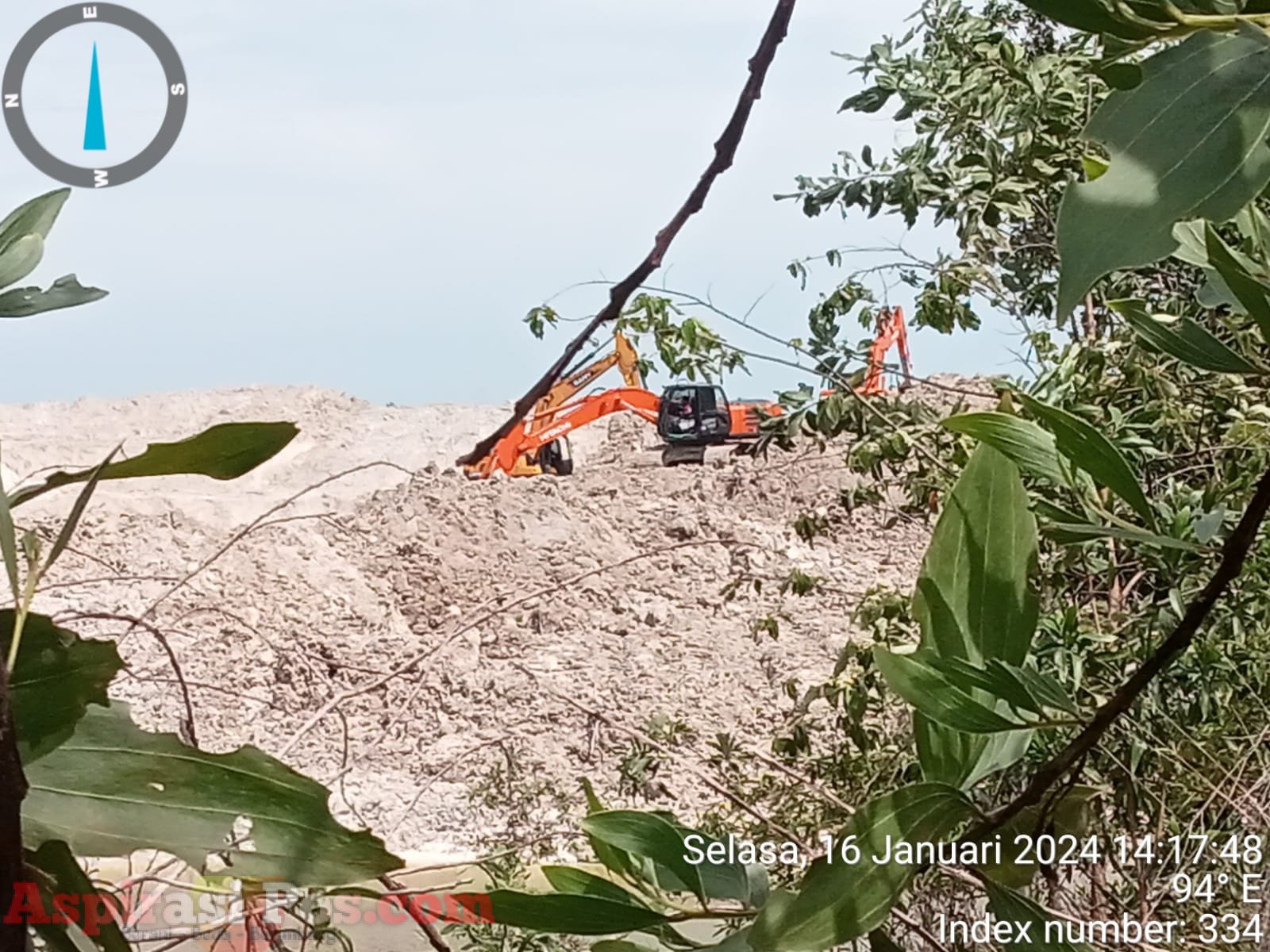 mayrestk's tweet card. Hutan lindung di lubuk besar kabupaten bangka tengah hancur lebur dirambah tambang,Kapolres Bangka tengah tak bernyali tertibkan Tambang ilegal