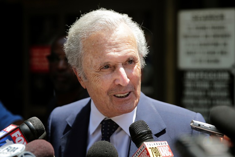 crmuth's tweet card. Fields represented some of the entertainment industry's biggest stars, including Michael Jackson, Tom Cruise and Dustin Hoffman.