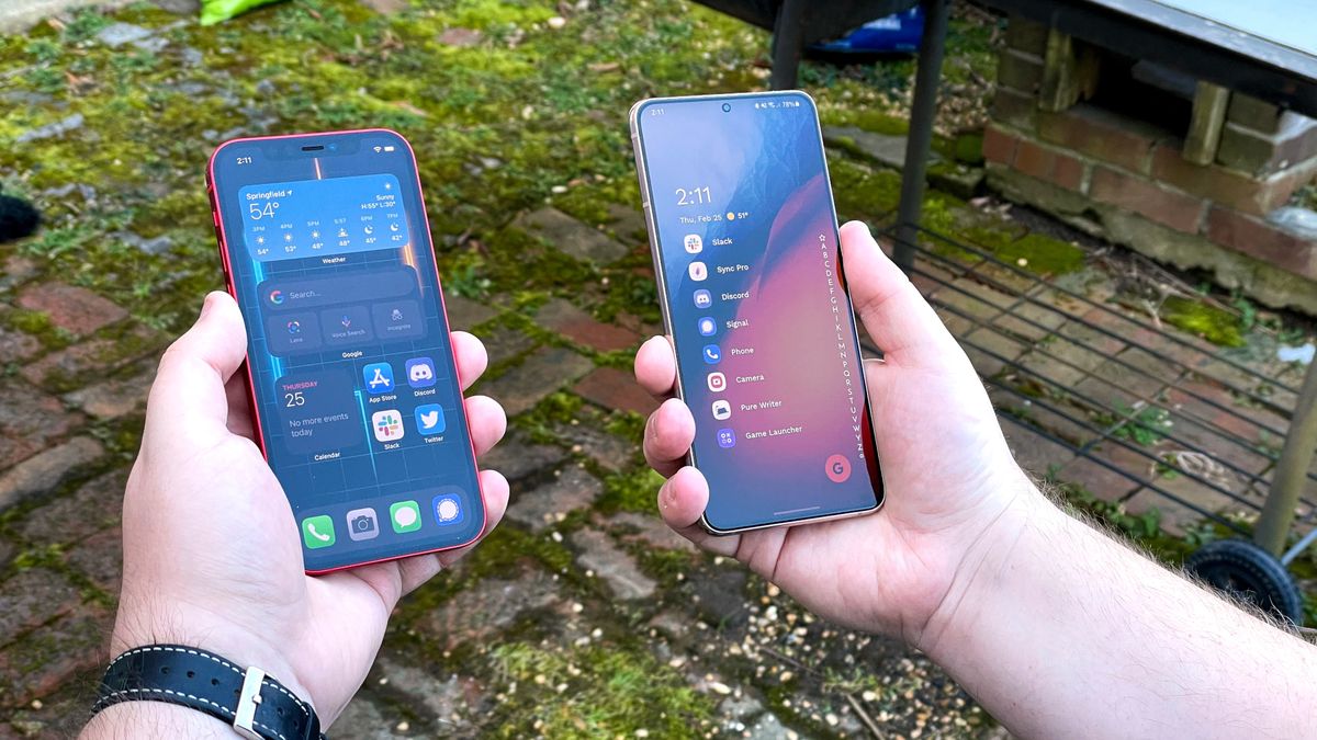 OrangeComputer's tweet card. Android phones collect more data by volume, but iPhones collect more types of data, a study finds