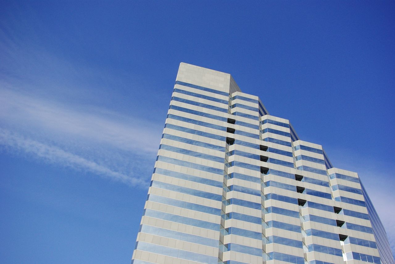 Ripple's tweet card. Discover how digital asset custody drives institutional adoption through three critical use cases: core safekeeping, stablecoin issuance, and automated back-office operations.