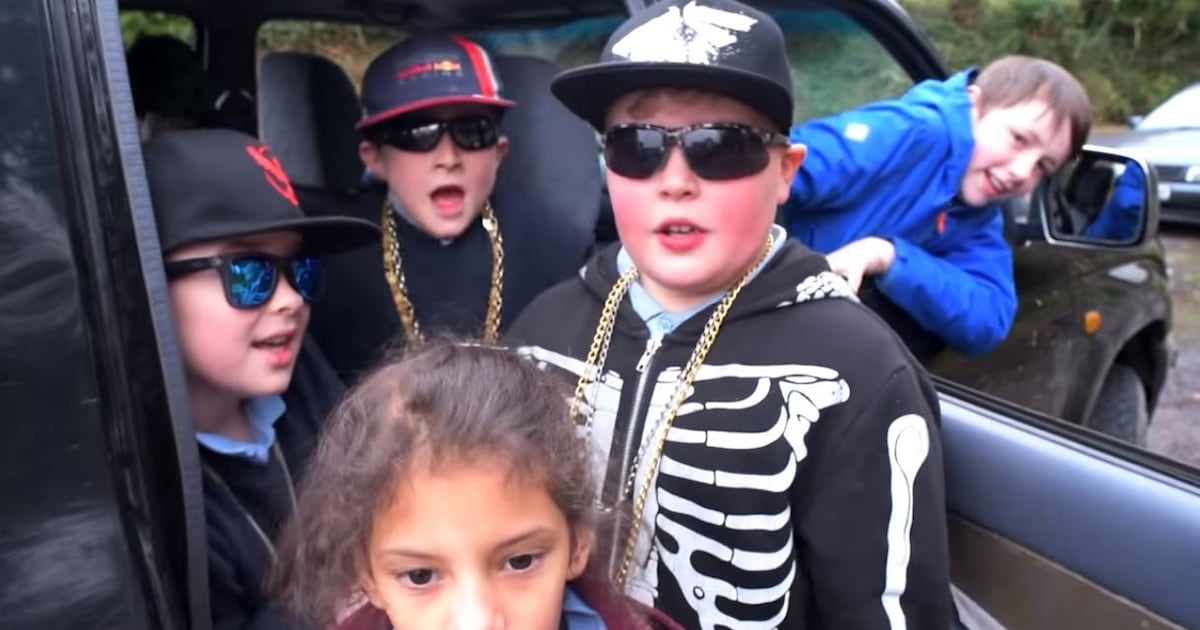 racimurphy's tweet card. Video by two-teacher Cappabue NS, in west Co Cork, watched tens of thousands of times