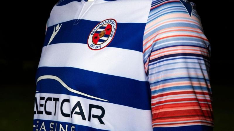 Tchalgaf's tweet card. Bravo à #ReadingFC club de deuxième division anglaise qui veut sensibiliser le public et inspirer des actions en faveur du #climat #climateaction #football https://lnkd.in/eMWcJGqg