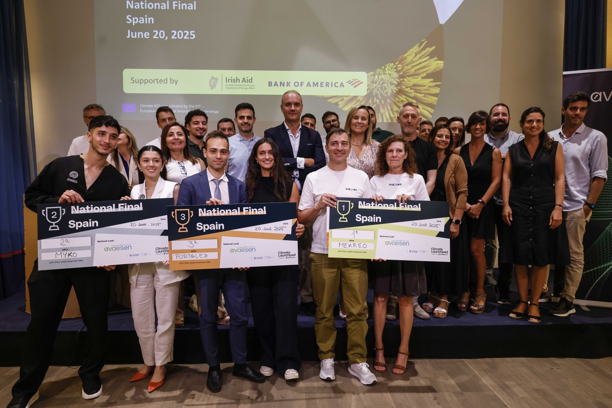 IndustrialesCV's tweet card. El Ayuntamiento de València, a través de Innovation Capital, y Avaesen organizan la duodécima edición del mayor concurso mundial de ideas verdes con nueve proyectos innovadores