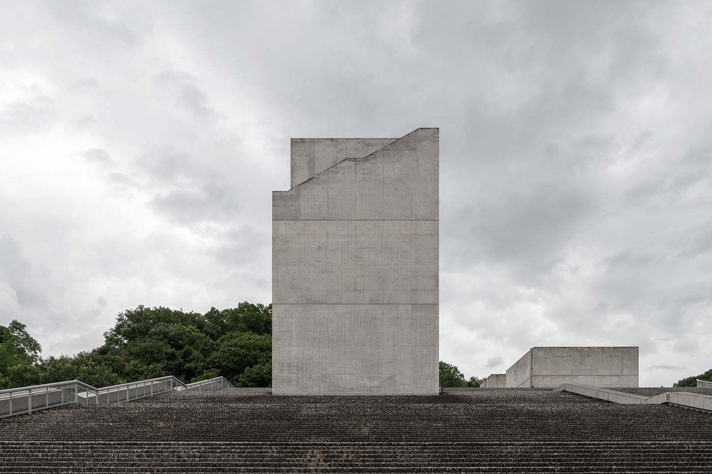 _spacemakers_'s tweet card. Osaka Prefectural Chikatsu Asuka Museum I Tadao Ando