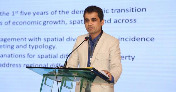 baicenews's tweet card. Cancer has upended my friend Arif Naveed’s promising academic career. The best way I can deal with the tragedy is by helping him tell his story.