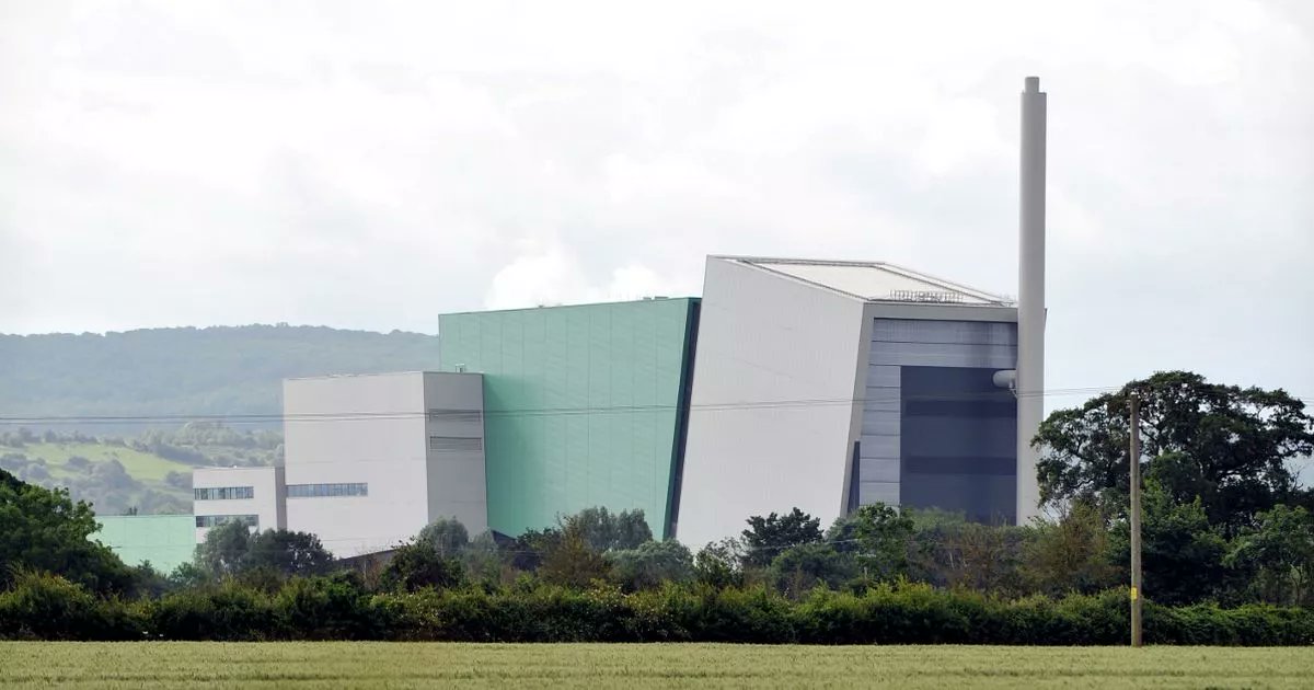 CommunityR4C's tweet card. Councillors are concerned that they are still speculating whether it was lawful or not five years on