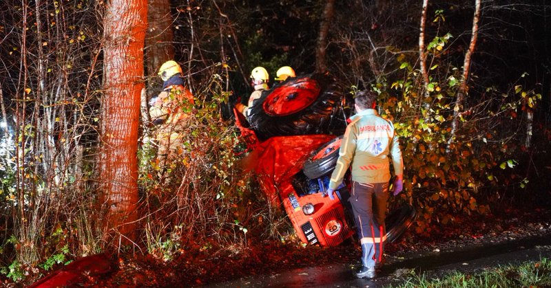 Zeer ernstige aanrijding op Nijkerkerstraat in Putten