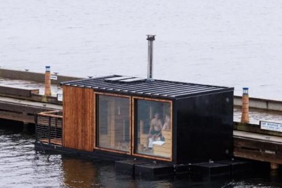 OlaLN's tweet card. Dún Laoghaire-Rathdown County Council has put out an appeal for applications for individuals interested in providing and operating a floating sauna.