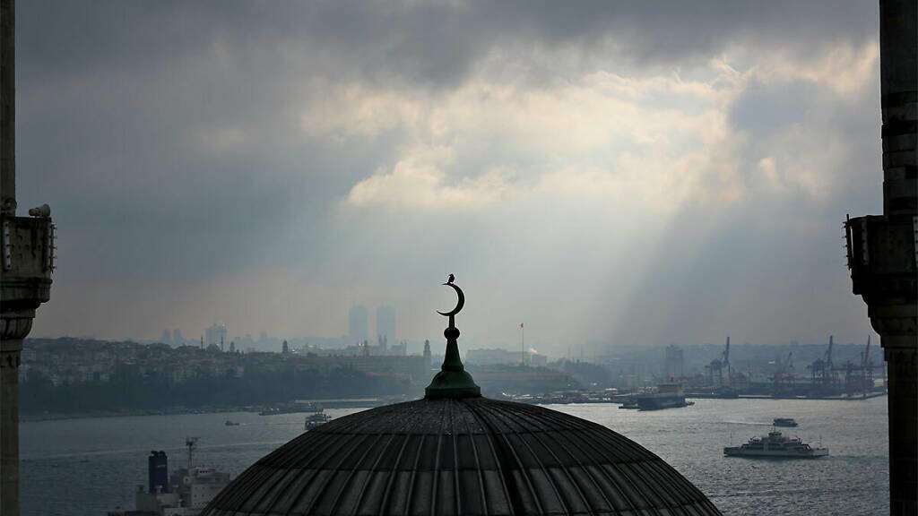 TimeOutIst_en's tweet card. A balcony with a view