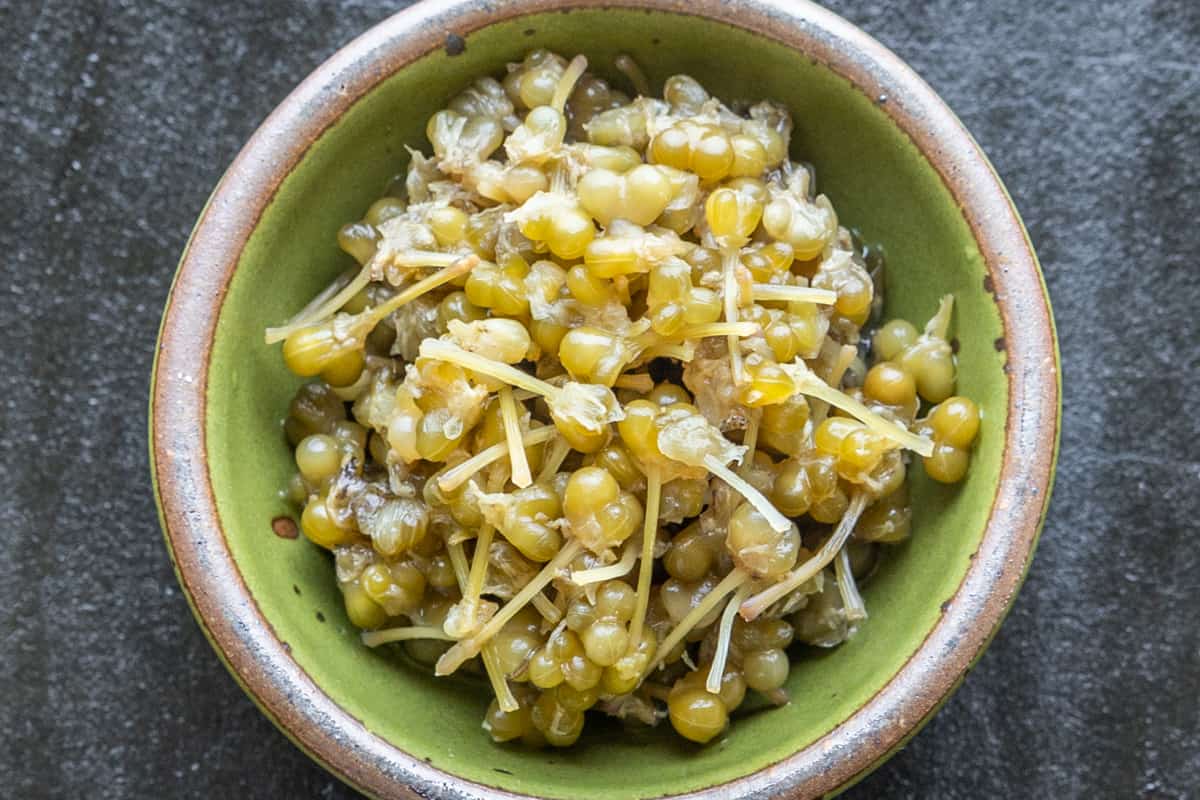 AlanBergo's tweet card. Green, unripe ramp seeds fermented in brine are great added to just about any dish where you'd like a strong garlicky flavor.