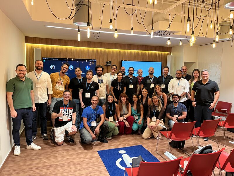 rdarrudas's tweet card. Thoughts fed, course set: 2023 looks challenging and promising! #oneavenuecode #withgoogle