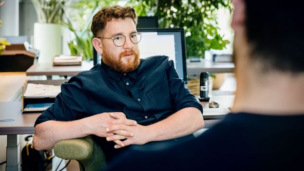 ExecNetGroup's tweet card. In a looser labour market, bosses can afford to be picky again. Some are deliberately keeping candidates on ice for as long as possible.