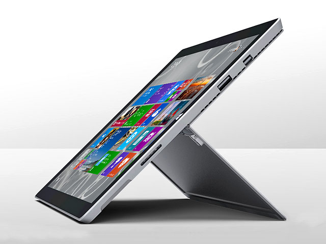 projectbase_jp's tweet card. 7月17日の販売開始を直前に控え、「Surface Pro 3」の日本版を試用する機会が得られた。今回はその利用スタイルを3つに分類し、それぞれの使いやすさをレビューする。