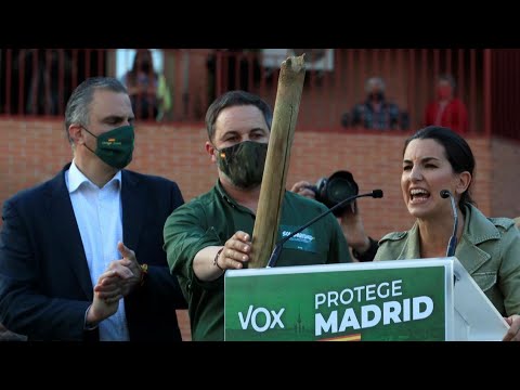 NOTICIASESPAA6's tweet card. LAS BRUTALES AGRESIONES de los PERROFLAUTAS progres de podemos a VOX...