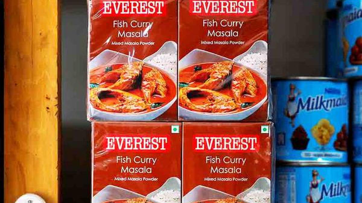 Imasif_0's tweet card. Nepal bans MDH and Everest spice mixes due to ethylene oxide contamination, sparking concerns over spice quality.