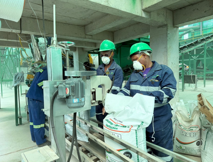 arps_media's tweet card. The African Development Fund’s investments in Zambia’s fertilizer production and university upgrades are boosting food security, cutting costs, and transforming education, as showcased during the...