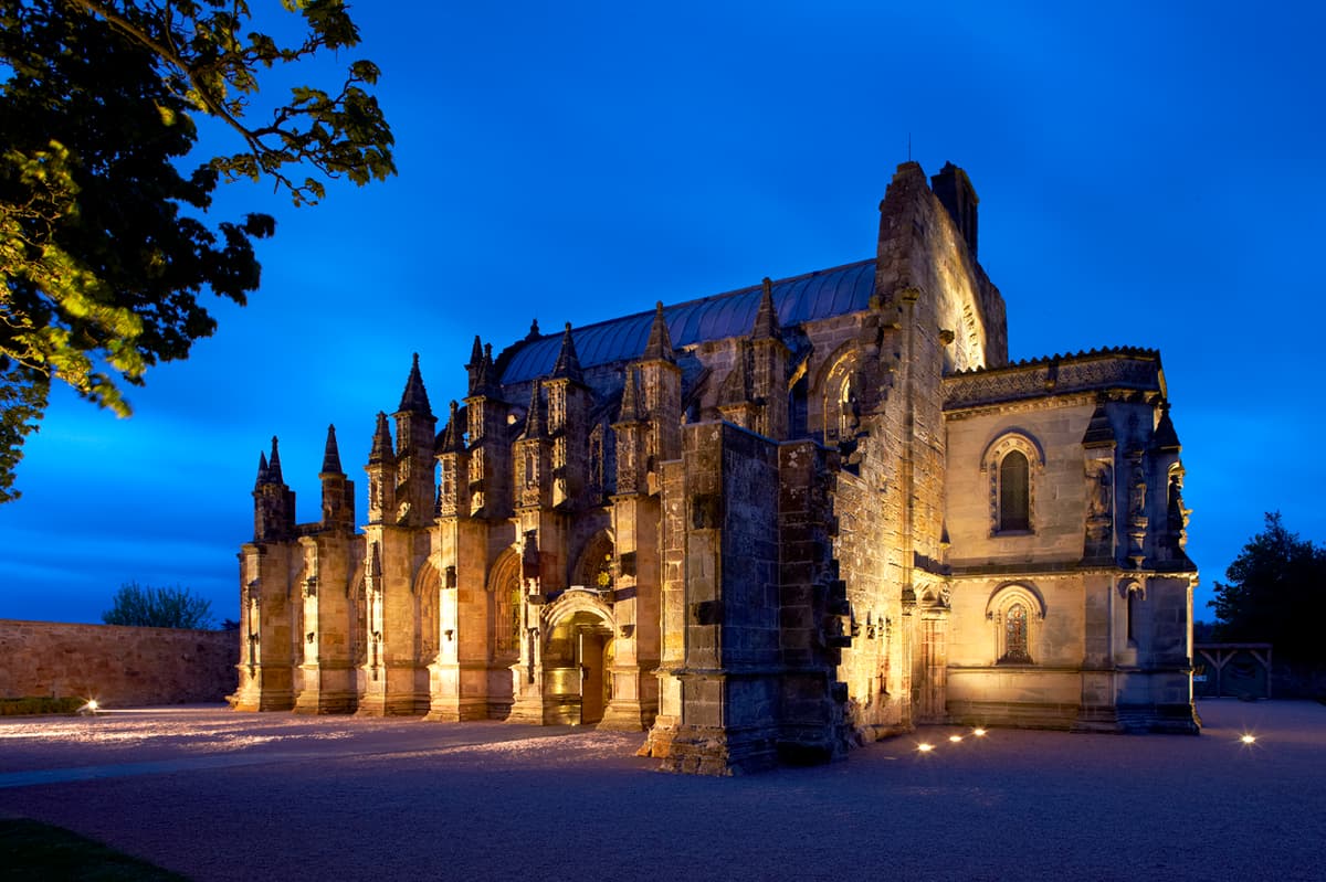 scotlandnetuk's tweet card. Looking for the perfect day trip, an inspiring family outing, or a memorable way to show visiting friends and relatives the charm of Scotland?