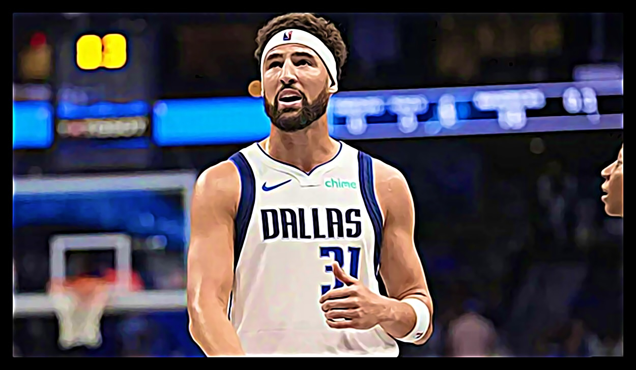 NBASWEETDAYS's tweet card. オフシーズン中のサイン＆トレードでダラス・マーベリックスに加わったクレイ・トンプソンには、特に3ポイントでの貢献が期待されている。 トンプソンはプレシーズンでは振るわなかったものの、NBA2024-25シーズン開幕戦では6本の3ポイントを含む22得点、7リバウンド、3スティールを記録し、勝利に貢献、 トンプソンがNBAオールスターガードのルカ・ドンチッチと共にプレイするのはこれが初だったが、...