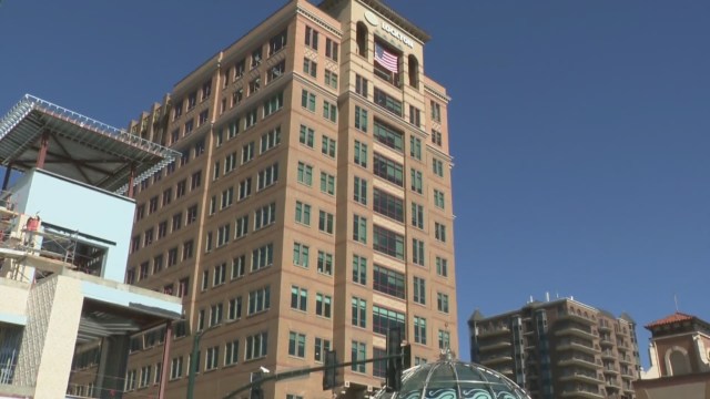 fox4kc's tweet card. Kansas City Mayor Quinton Lucas says the city won’t back down in effort to keep an insurance giant on the Plaza.