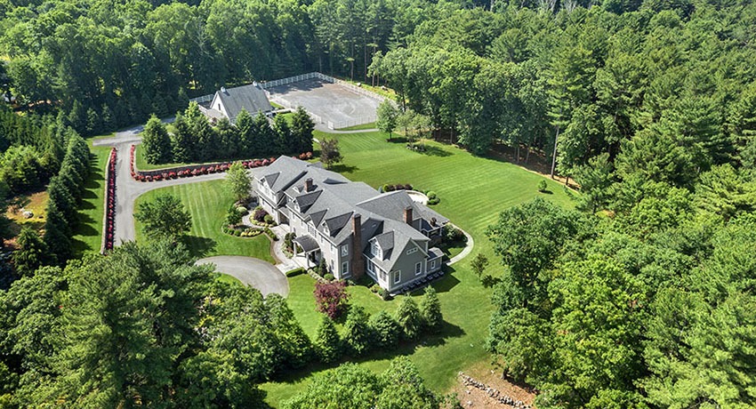 BostonMagazine's tweet card. With this spacious house, you gain a private entrance to over 7,000 acres of conservation land fit for hiking, horseback riding, and more.