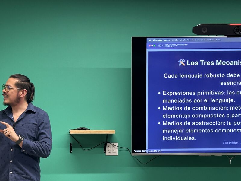 ElixirLangMx's tweet card. 🔥 ¿Quién dijo que aprender un nuevo lenguaje no puede cambiar tu forma de pensar el software? 🎤 Carlo Gilmar nos llevó por un recorrido fascinante desde los orígenes de Erlang hasta la propuesta...