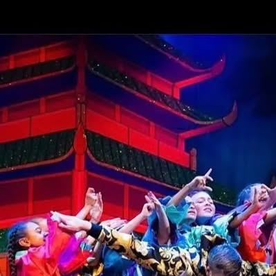 SetBlueScenery's tweet card. Set Blue Scenery (@setbluescenery) • Instagram photos and videos