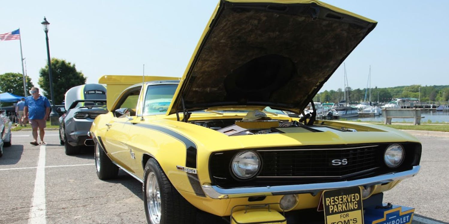 UMBS's tweet card. If you’re not already busy at Boyne Thunder or Blissfest, there are a few other fun events happening this weekend around Northern Michigan. Here’s what we recommend: