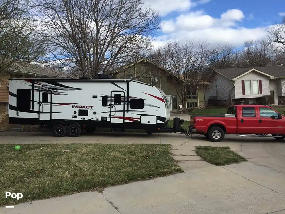 GreenDieselElec's tweet card. Explore this 2016 Impact 300' for sale in Elora, TN. View 16 photos on popsells.com to appreciate this Travel Trailer.