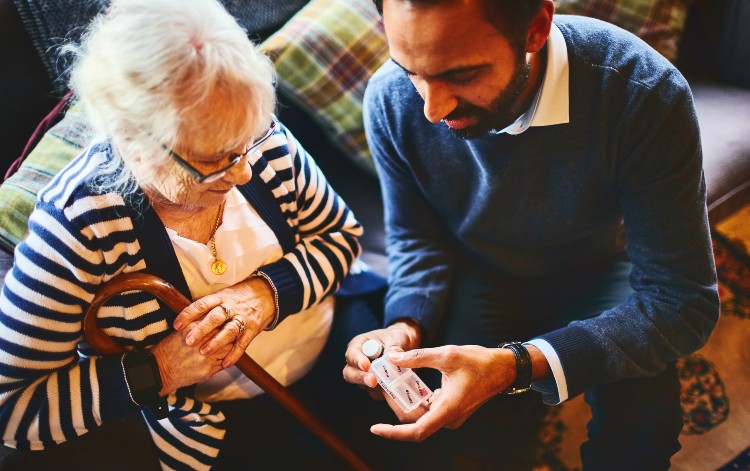 Pharmacist_News's tweet card. The Pharmacist spoke to UCL researcher Nathan Davies about how primary care pharmacists can support patients with dementia and their carers.
