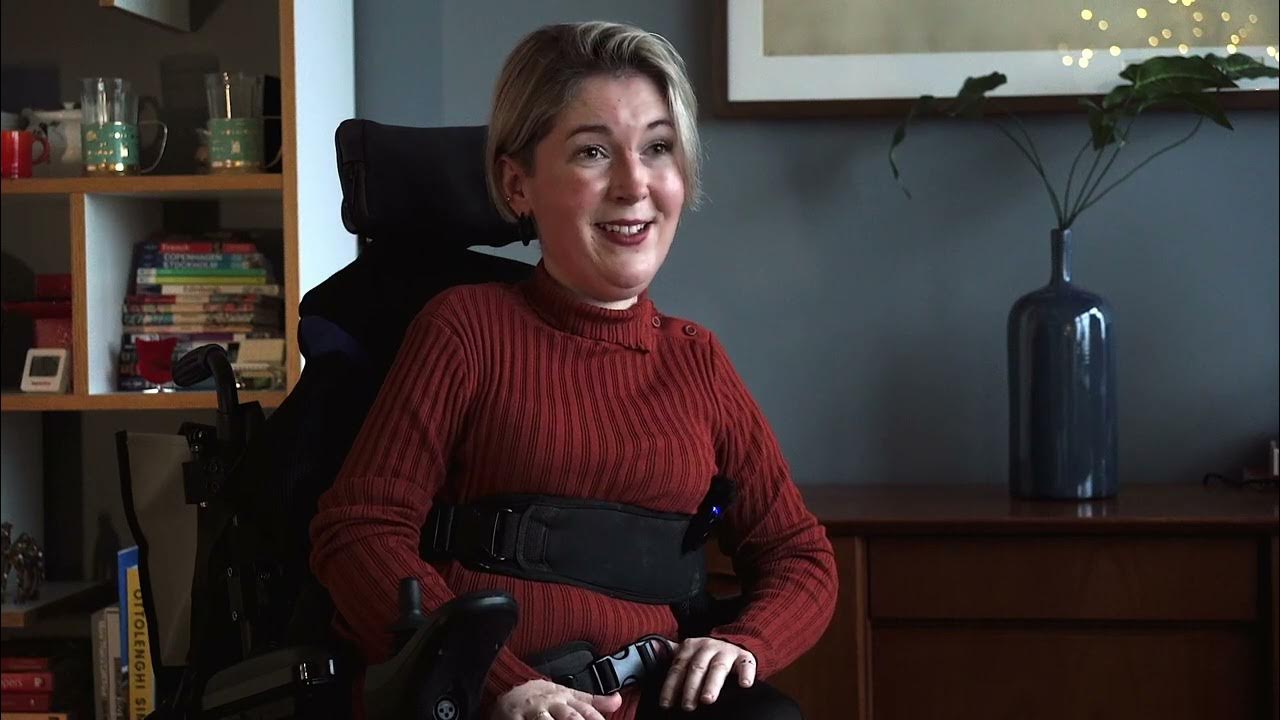 helloaergo's tweet card. Aerseat: Meet Sarah