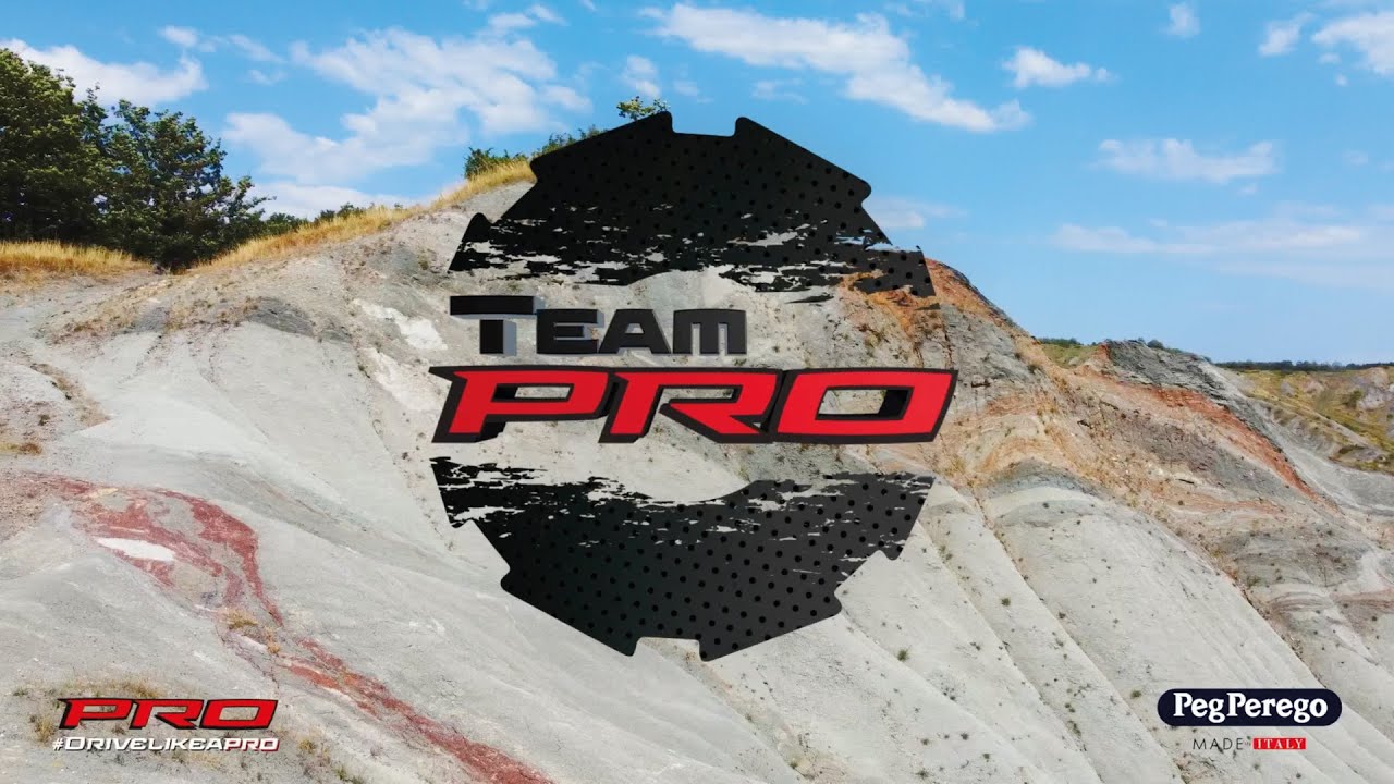 Peg_Perego's tweet card. Drive Like A Pro con i potenti fuoristrada Peg Perego!