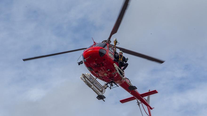 NoticiasNavarra's tweet card. El varón quedó atrapado bajo un tractor mientras trabajaba en el campo